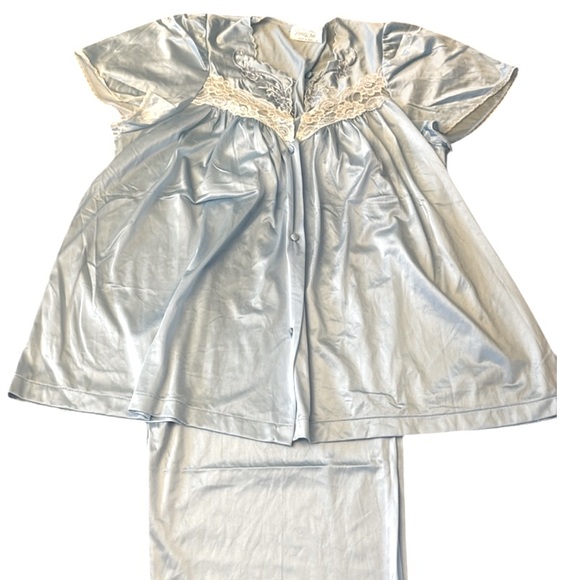 VANITY FAIR ⭐️ vintage nylon pajama set - Picture 1 of 5